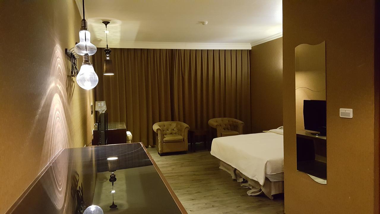 The Riverside Hotel & Motel Kaohsiung Eksteriør bilde