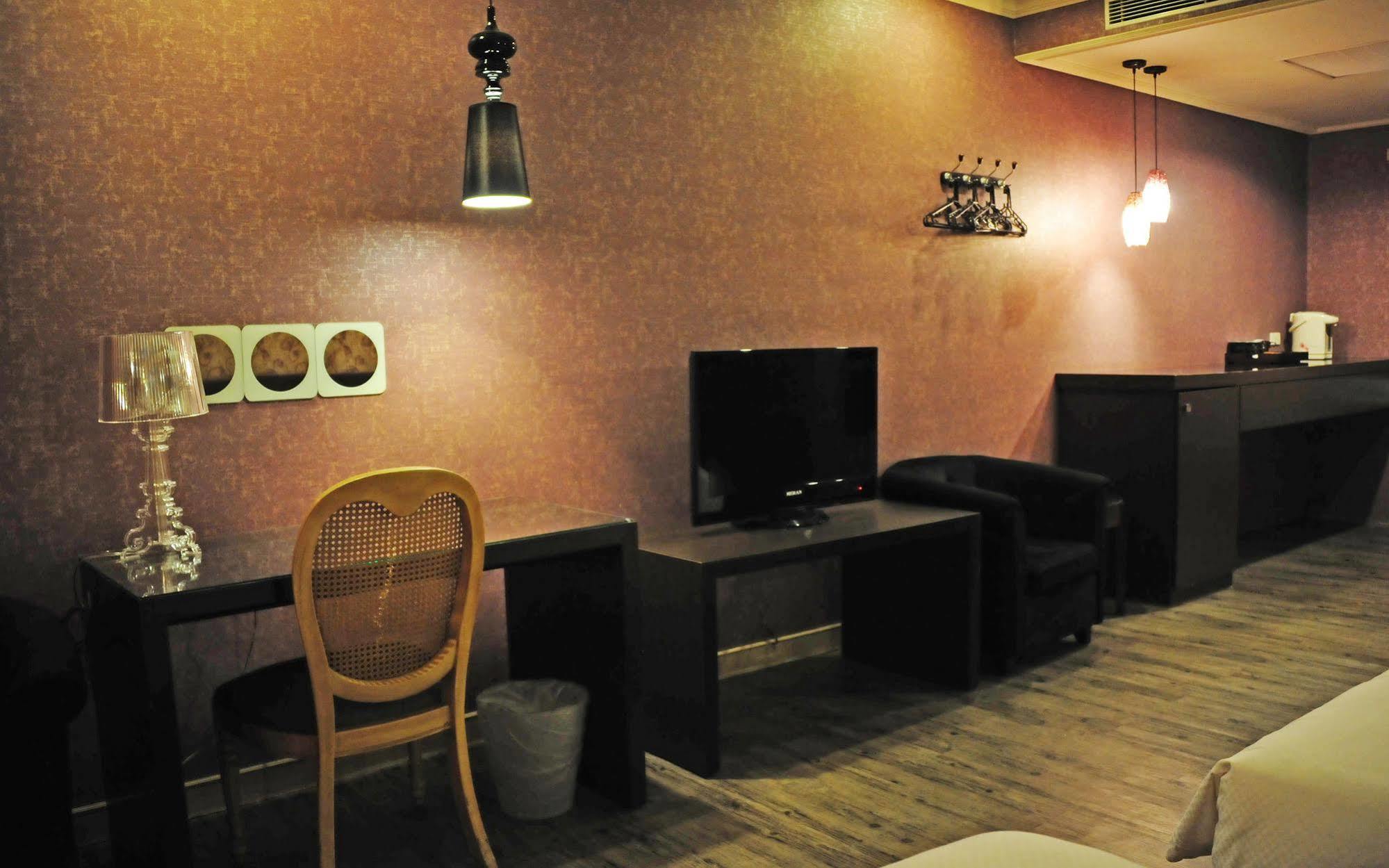 The Riverside Hotel & Motel Kaohsiung Eksteriør bilde