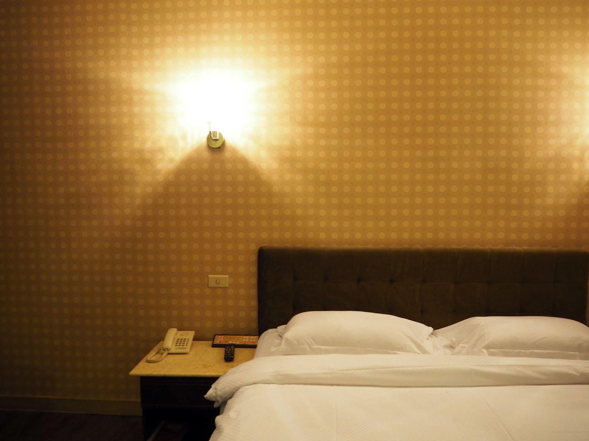 The Riverside Hotel & Motel Kaohsiung Eksteriør bilde
