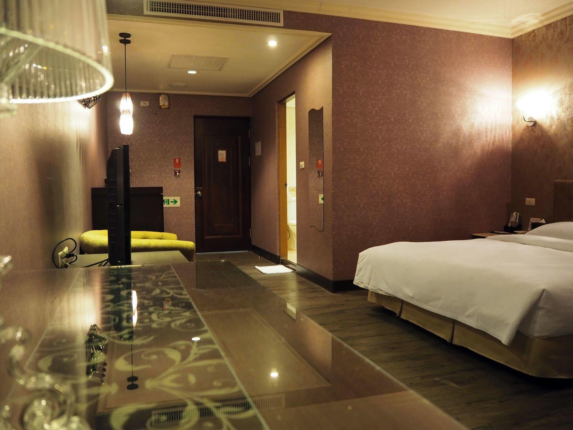 The Riverside Hotel & Motel Kaohsiung Eksteriør bilde
